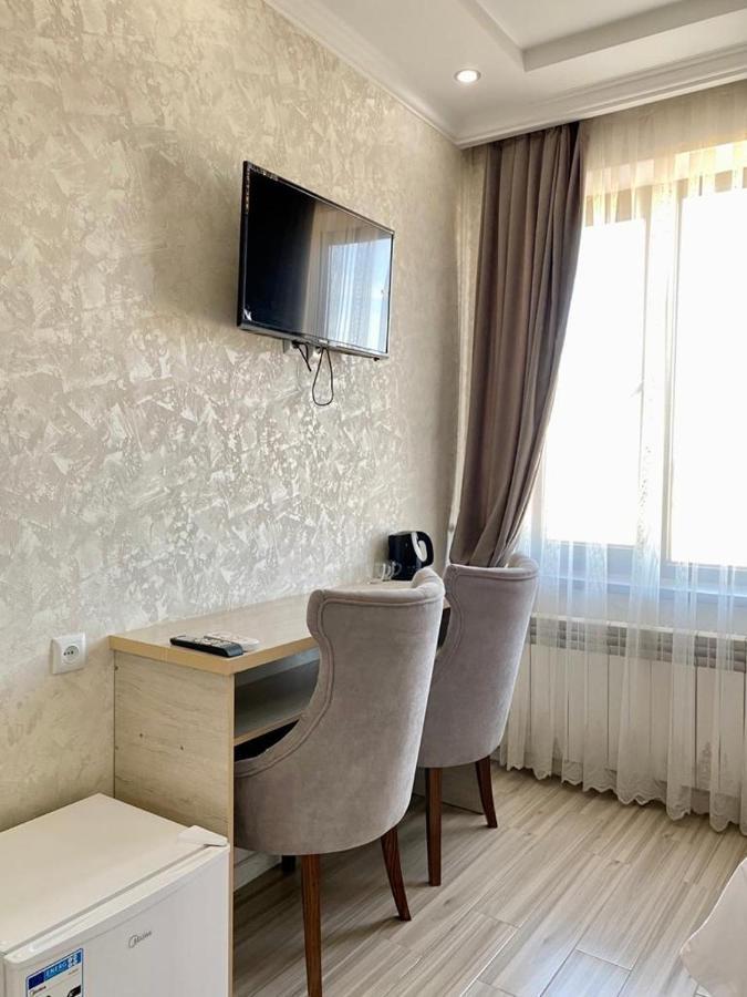 Comfort Hotel Туркестан Экстерьер фото