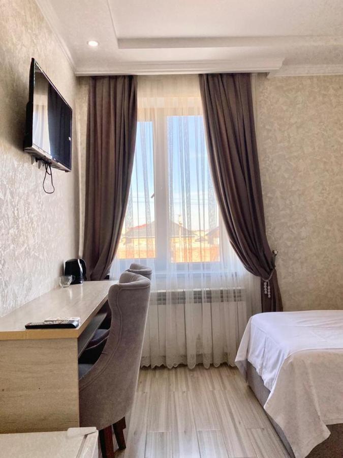 Comfort Hotel Туркестан Экстерьер фото